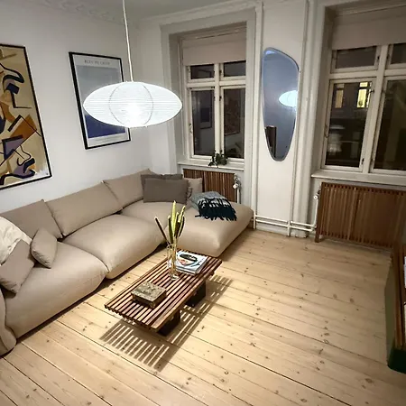 Indre Taet Ved Hovedbanegarden. * Copenhagen
