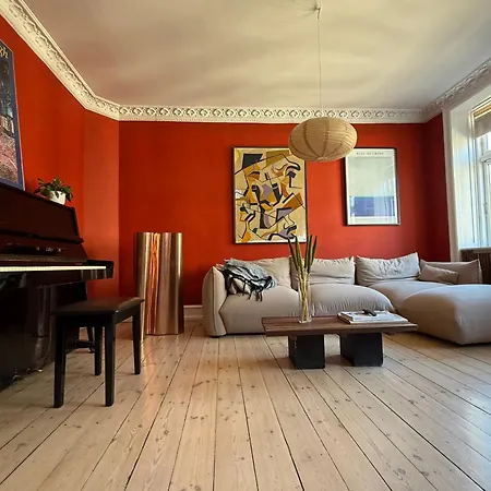 Indre Taet Ved Hovedbanegarden. * Kodaň