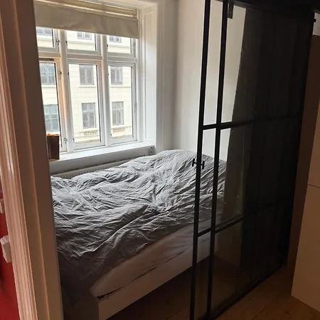 Indre Taet Ved Hovedbanegarden.